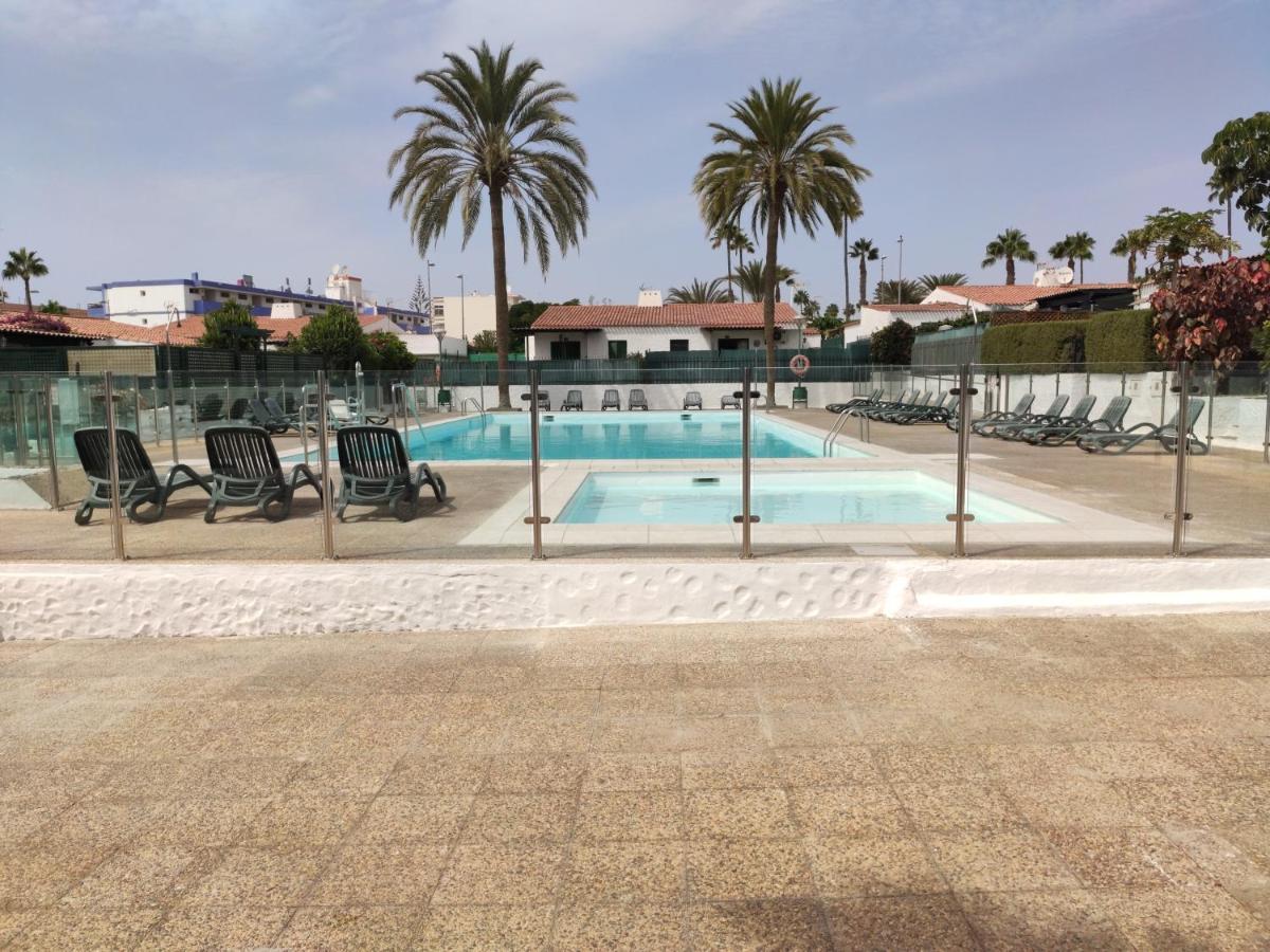Villa Bungalow With Private Garden Nex To Yumbo Center Maspalomas  Exterior foto